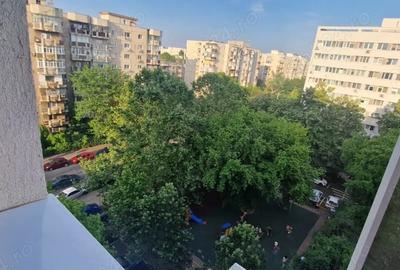 Apartament cu 3 camere semidecomandat în Militari - 1