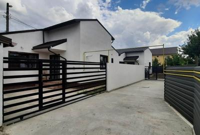 Casă individuală cu 3 camere cu Teren 250 Mp în Valu lui Traian - 2