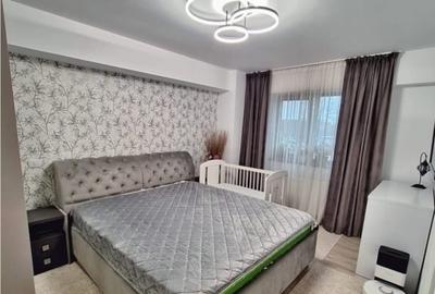 Apartament cu 3 camere semidecomandat în Nicolina - 1