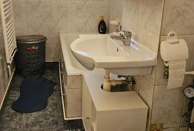 Garsonieră decomandată în Zamfirescu - 2