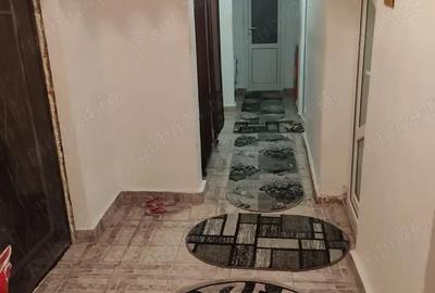 Apartament cu 3 camere decomandat în Central - 1