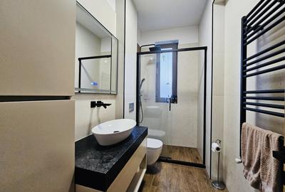 Proprietate rezidentiala, cu doua apartamente private, in Andrei Muresanu - 17