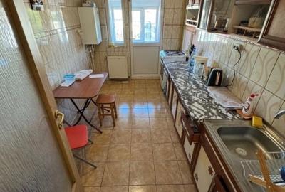 3 Camere Decomandat 81mp zona Nicolina 2 - 7