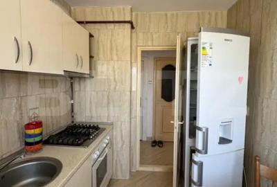 Apartament cu 3 camere semidecomandat, mobilat în Central - 3