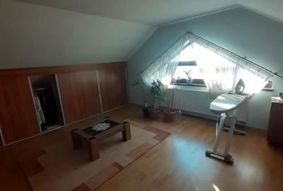Casă cu 6 camere decomandat cu Teren 19200 Mp în Creaca - 20