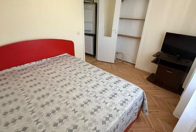 Apartament cu 3 camere în Central - 1