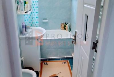 Apartament cu 3 camere semidecomandat în Micro 3 - 2