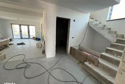 Casă cu 4 camere în Mărăcineni - 6