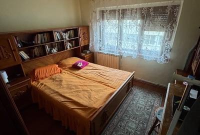 Vand apartament 2 camere , etaj 2 - 2