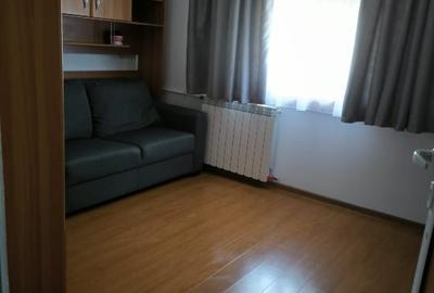 Vand apartament 2 camere, et 3,spate Scoala Generala nr.15, CRIHALA - 12