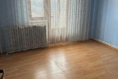 Apartament cu 4 camere decomandat în Radu Negru - 4
