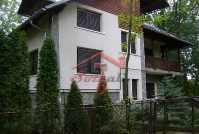 Casă cu Teren 916 Mp în Cornu - 3