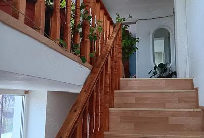 Casă în Vlădești - 5