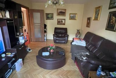 Apartament cu 3 camere decomandat, mobilat în Drumul Taberei - 2