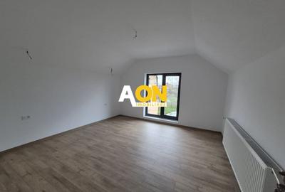 Casă individuală cu 6 camere cu Canalizare în Central - 12