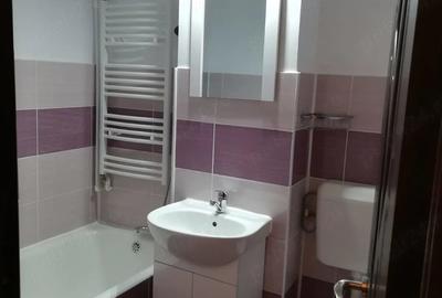 Garsonieră decomandată în Precista