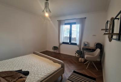 Casă cu 2 camere cu Canalizare în Centrul Istoric - 4