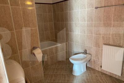 Cladire individuala, 1000 mp, ideala pentru sediu administra - 11