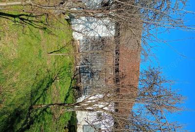 Casă cu Teren 1700 Mp în Central - 7