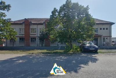 Clădire împunătoare de 540 mp pe 2 nivele în Sânnicolau Mic - 3