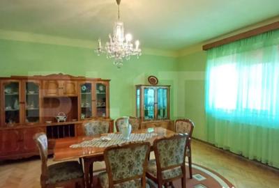 Casă cu 5 camere cu Canalizare în Turda - 1