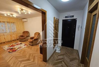 Apartament cu 4 camere decomandat în Complex Studențesc - 1