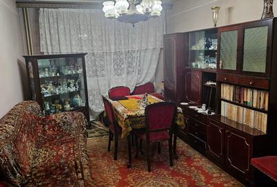 Apartament cu 4 camere semidecomandat în Teiul Doamnei - 10