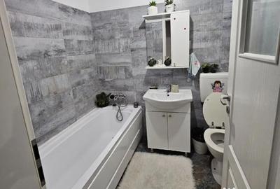 Apartament cu 3 camere decomandat în Central - 2