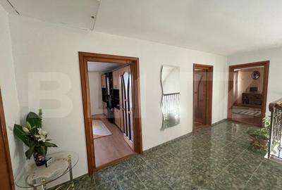 Casă cu 4 camere cu Teren 19 Mp în Central - 16