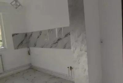 Apartament cu 2 camere decomandat în Tomis Nord - 3