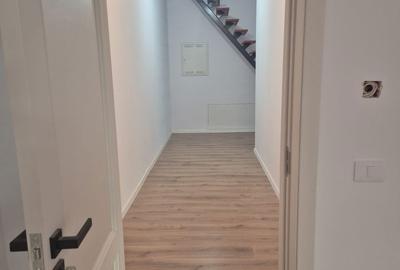 Casă cu 4 camere cu Teren 462 Mp în Central - 5