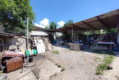 Casă cu 7 camere cu Teren 2900 Mp în Central - 11
