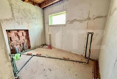Casă cu 3 camere cu Teren 743 Mp în Ciugud - 2