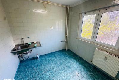 Apartament cu 3 camere decomandat în Militari - 3