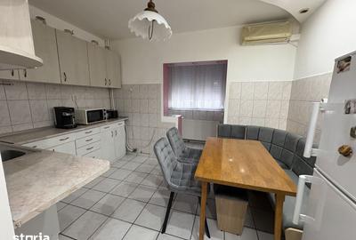 Apartament cu 3 camere decomandat în Nufărul - 3