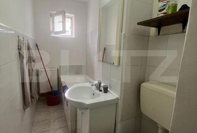 Apartament cu 3 camere semidecomandat în Central - 2