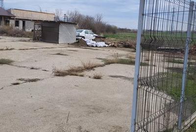 Spațiu comercial, de 2,110 mp, în Central - 1