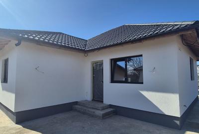 Casă cu 3 camere în Afumați - 8