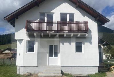 Casa de vanzare in Dorna Candrenilor - 2