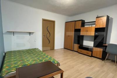 Garsonieră decomandată în Central - 4