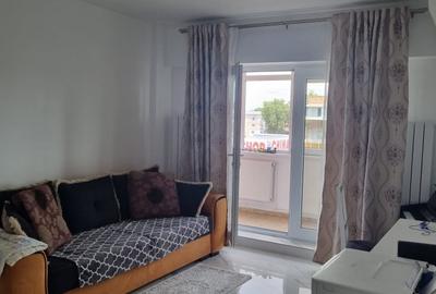 Apartament cu 2 camere, mobilat în Orizont