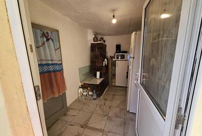 Teren 553 mp ,cu casa batraneasca Gostinu(Giurgiu) - 4