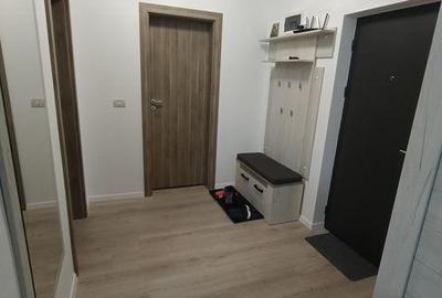 Apartament cu 3 camere în Dumbrăvița