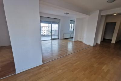 De inchiriat penthouse cu 4 camere – Complexul The Ring - 3