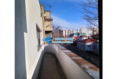 APARTAMENT 70 MP IN VILA INCHIRIERE 700 euro ZONA  ROMANA DOROBANTI - 3