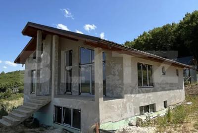 Casă cu 5 camere cu Teren 1000 Mp în Central - 18