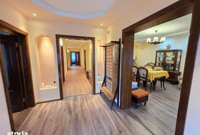 Casă cu 4 camere cu Teren 2400 Mp în Central - 6