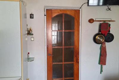 Apartament cu 3 camere semidecomandat în Central - 4