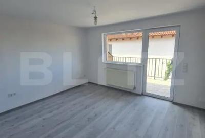 Casă cu 4 camere cu Canalizare în Florești - 2
