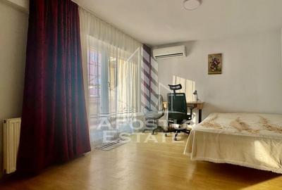 Apartament cu 4 camere decomandat, mobilat în Intim - 4
